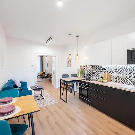 Sweet Cozy Close To Mala Strana Apartment Prag